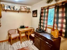 Woodland Cabin on Horsehead Lake