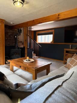 The Remington House | Hot Tub + Pet-Friendly