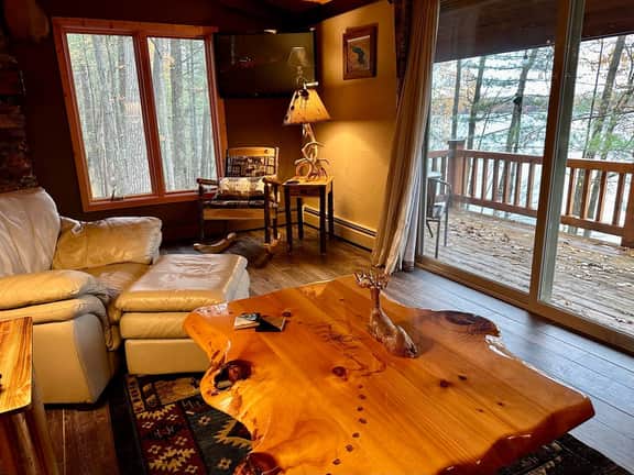 Main House on Horsehead Lake